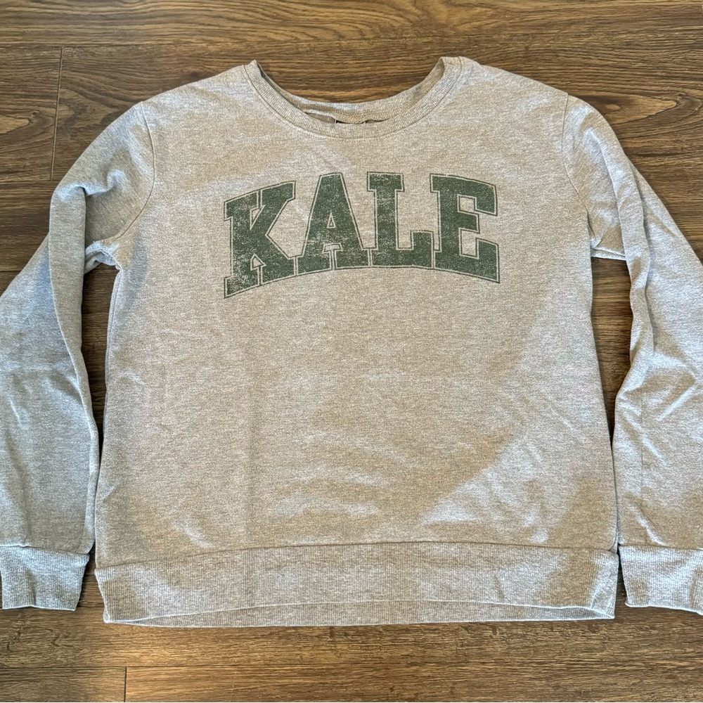 Women’s KALE grey / green crop sweatshirt - sz S